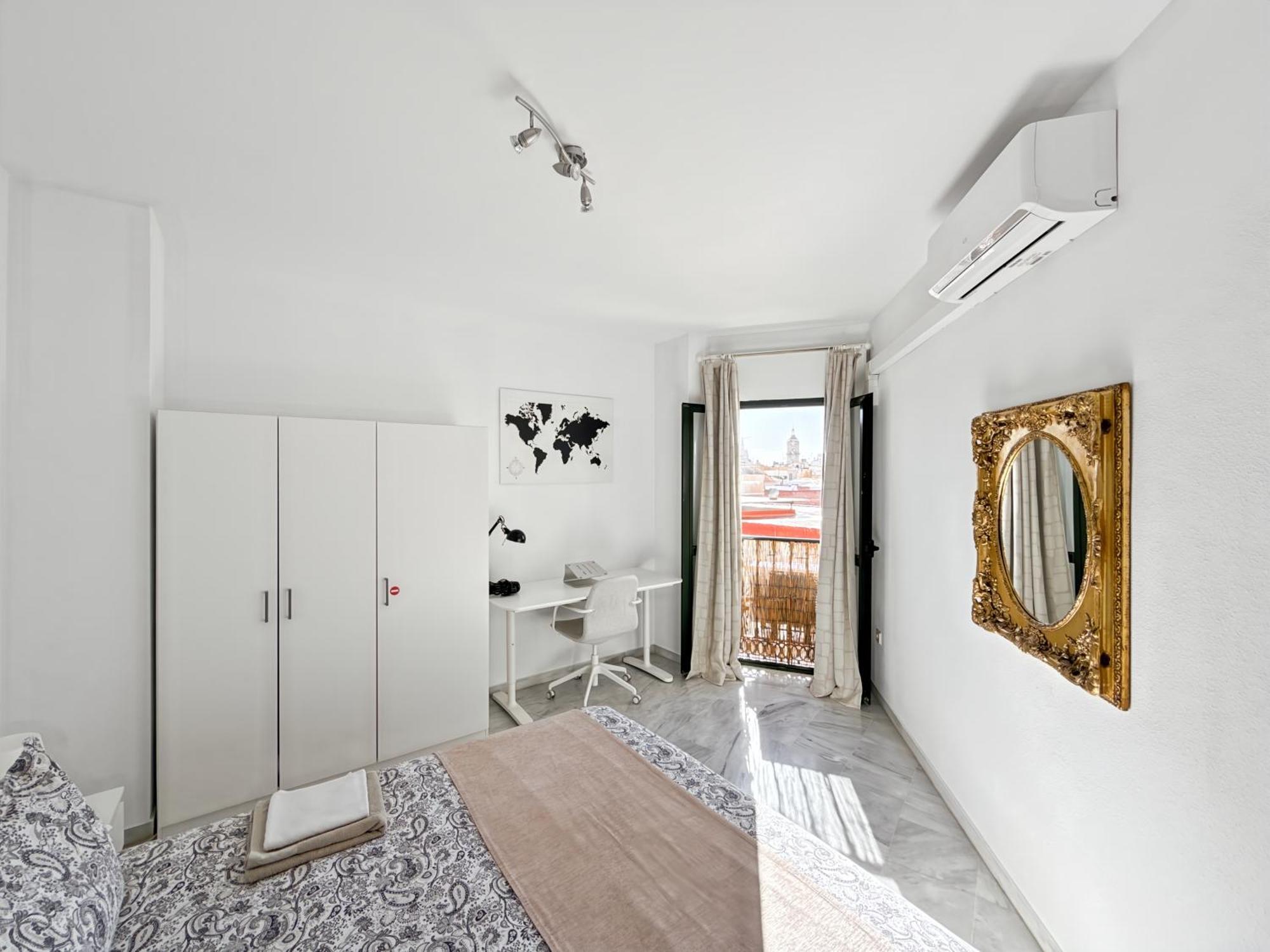 Exclusive Malaga Apartments With Cathedral Views And Auto Check-In Екстер'єр фото